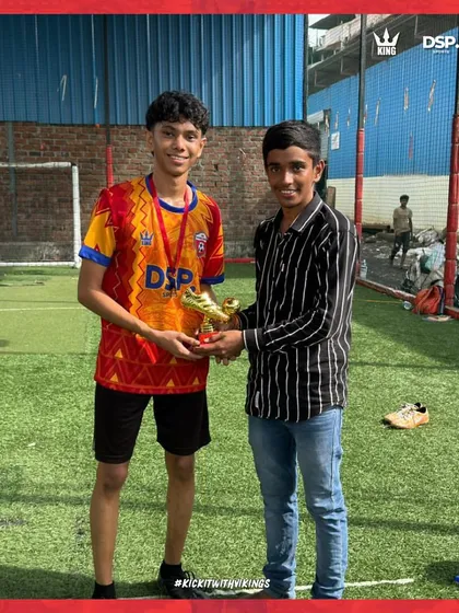 Recognizing individual brilliance. Our player receiving the Best Striker award for his phenomenal performance in the U15 tournament.
