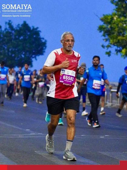 Dr. Raman Ramachandran, Director & Dean at K J Somaiya Institute of Management, running the 10 km race at the Tata Mumbai Marathon 2026.
