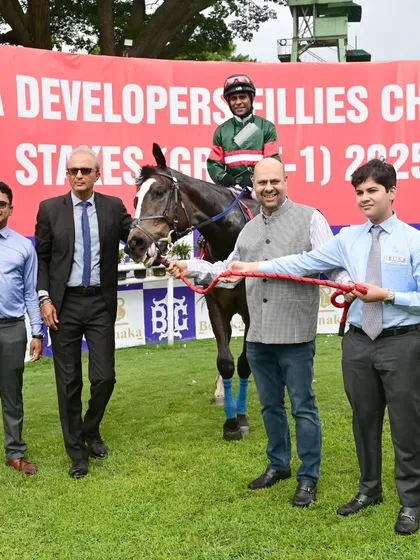 'Alamgir' and connections after winning The World Blood Donor Day Cup.