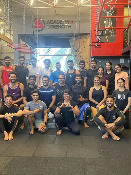 The amazing group from the Animal Flow Level 1 workshop. It was inspiring to be surrounded by so many passionate movers.