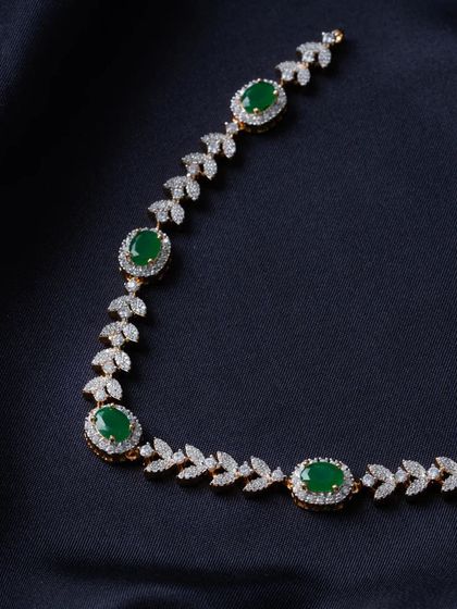 Statement Necklaces & Chokers photo 9