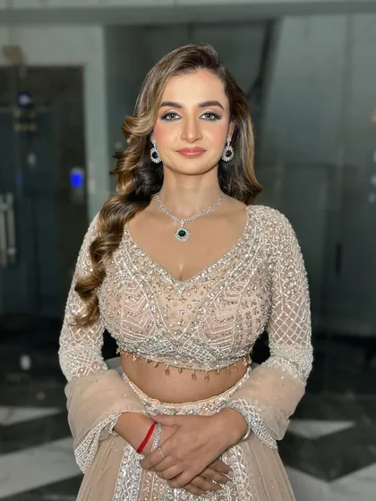 My engagement stunner, Vaishali. This portrait shows off her flawless makeup and the beautiful diamond and emerald necklace.