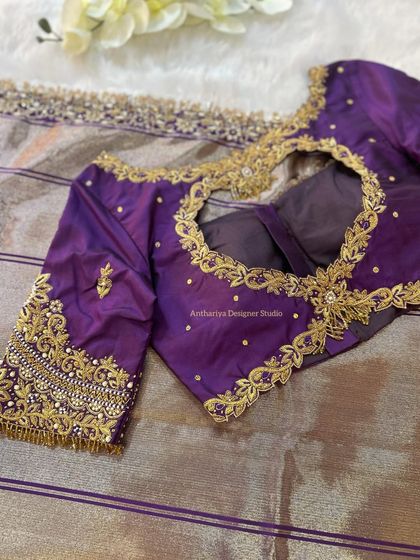 Anthariya by Nidhi Gowda - Ethnic Wear Design & Embroidery Courses Silk Saree Blouse Designs photo 6