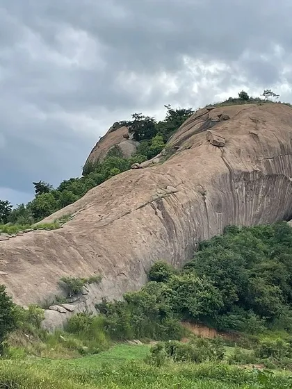 A panoramic view of Mayaganahalli Betta. We take pride in the beautiful and diverse climbing areas available around Bangalore.