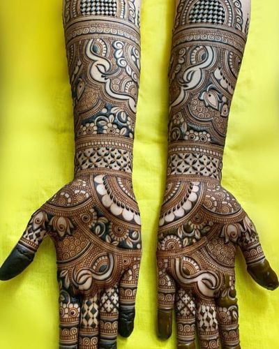 Mehndi & Henna Art