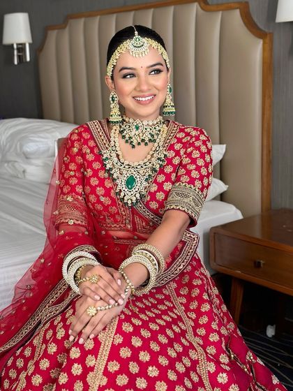 Timeless Bridal Looks photo 24