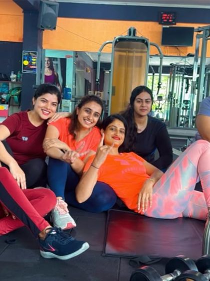 The pre-workout pose. The energy and excitement before a Friday session are contagious.