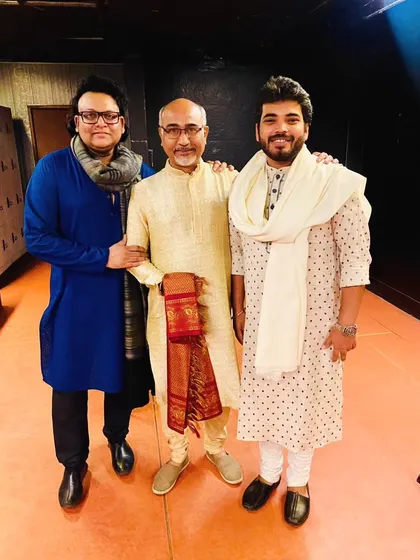 Sharing the stage with maestros Deepak Pandit ji and Sridar Parthasarathy ji in Chandigarh. Performing with such senior and respected artists is always a profound learning experience.