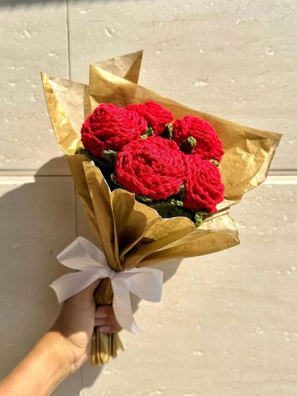 Forever Flowers: Crochet Bouquets & Arrangements photo 13