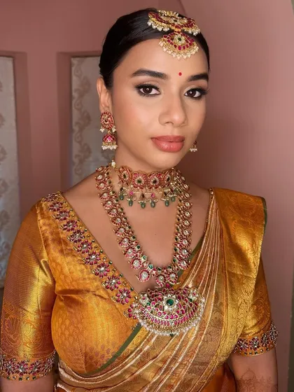 A close-up view of the eye makeup, showing a soft cut-crease and winged liner that opens up the eyes beautifully.