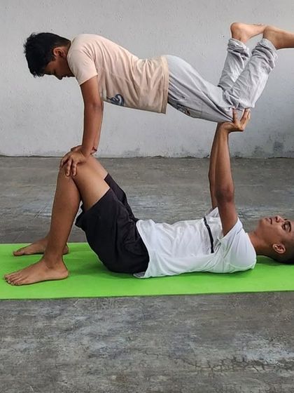 Swimsquare - Kids' Gymnastics Camp Partner & Group Acrobatics photo 35