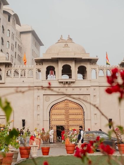 Destination Weddings: From Palaces to Beaches photo 24