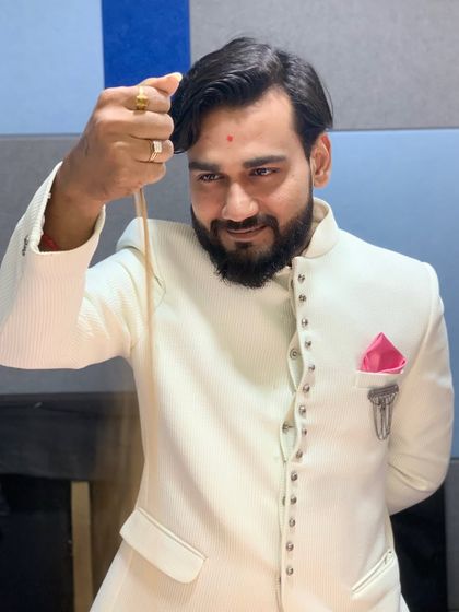 A moment from my sand art performance detailing the journey of HDFC Bank. It is an honor to work with such established and respected institutions.