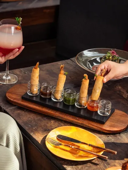 Our spring rolls are the perfect bite-sized delight. Crispy, flavorful, and packed with freshness, they are served with a variety of dipping sauces to brighten up your day.