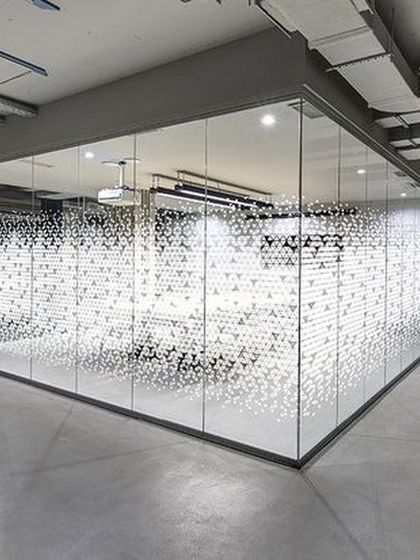 Wall Mind - Window Treatments Frosted Glass Films: Privacy for Your Office photo 24