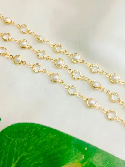 We stock beautiful pearl and crystal-studded chains that add an extra layer of elegance to your jewelry. These are perfect for creating high-end necklaces and bracelets.