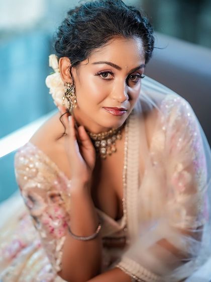 Santosh Ranal Photography - Fashion Photography Designer Lookbooks: Soft & Elegant Styles photo 17