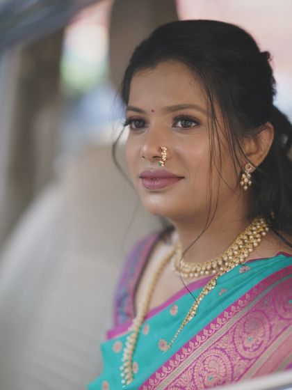 Traditional Engagement & Sakharpuda Looks photo 54