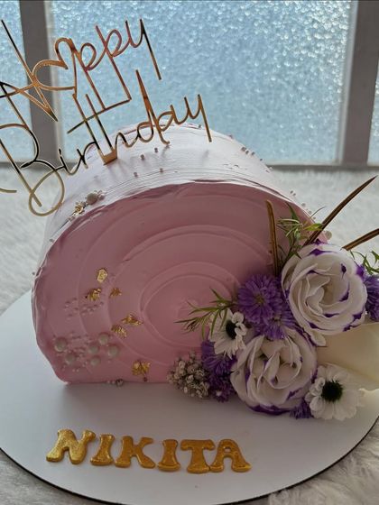 Drishtii Anandd - Custom Celebration Cakes Elegant & Floral Cakes photo 23
