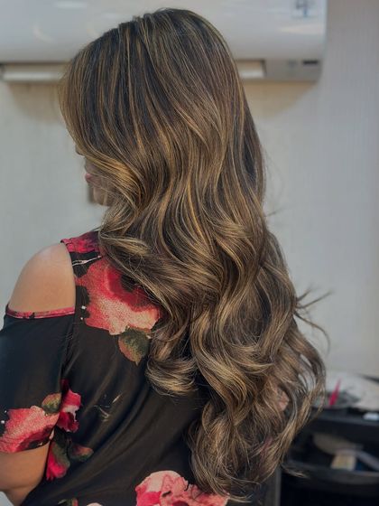Sun-Kissed Balayage & Highlights photo 25