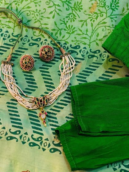 Mansi by Sudha Kumar - Curated Ethnic Apparel & Accessories Old Sarees, New Stories: The Revamp Service photo 7