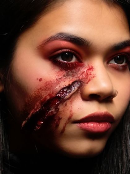 A close-up of the prosthetic wound. I teach you how to create this level of creativity and realism in my pro course.