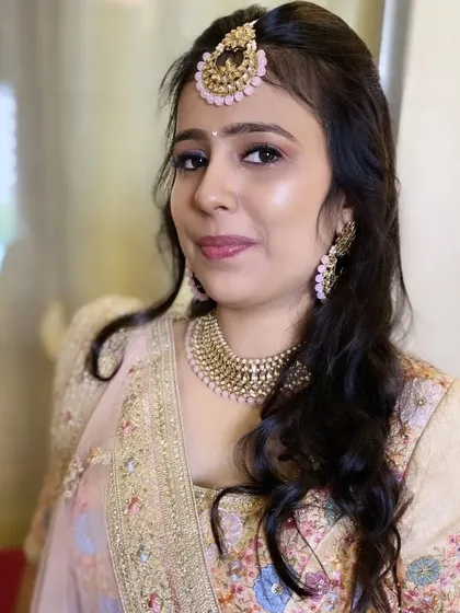 A final portrait of this beautiful engagement look. The makeup is timeless, elegant, and perfectly suited for the occasion.