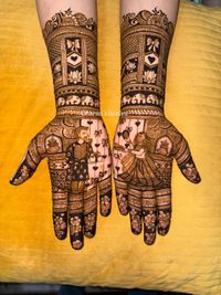 Custom Portrait & Storytelling Mehendi