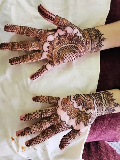 Hajira Mehendi Artist - Mehndi Artist Services Modern & Minimalist Designs photo 62