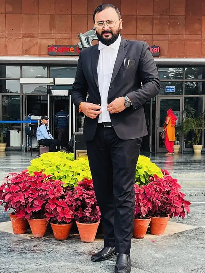 A confident presence at the Saket Court complex. When I take on your case, you can be assured of having a determined and composed advocate representing you.