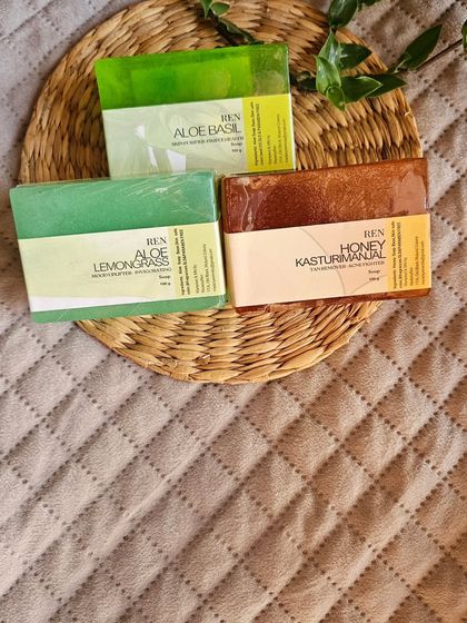 Another view of my summer soap trio, showcasing the Aloe Lemongrass, Honey Kasturimanjal, and Aloe Basil bars.