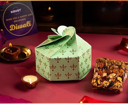 The Flower Healthy Gifting Box, featuring our popular protein granola bars. A perfect, healthy gift to share during the festive season.