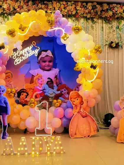 Another shot of the princess-themed hall decoration.