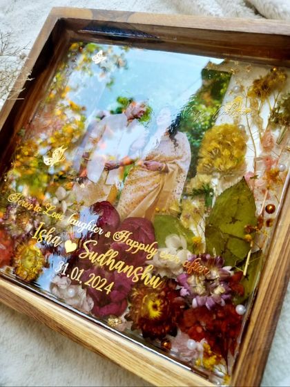 Vinys Galleria - Custom Resin Home Decor Wedding Memories in Wooden Frames photo 63