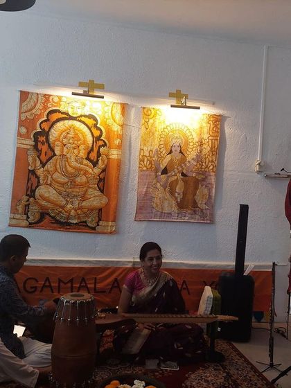 A shot from our intimate concert in Groningen, Netherlands. The tapestries of Ganesha and Saraswati in the background made it feel like a home away from home.