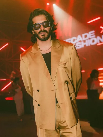 We styled actor Harshvarrdhan Kapoor for the H&M 'Decade of Fashion' event. The look features effortlessly styled long hair with natural texture and volume, creating a sharp, contemporary aesthetic fit for the red carpet.