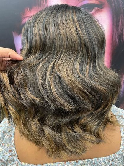 Toni&Guy New Bel Road - Hair Coloring Sun-Kissed Highlights & Balayage photo 17