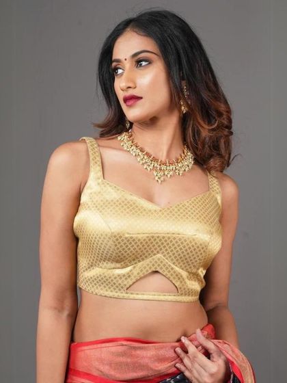 Our Saree & Jewelry Collection photo 35