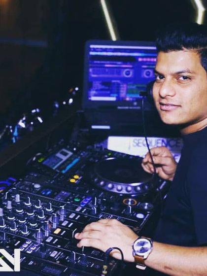 Mumbai's Top Club Nights photo 13