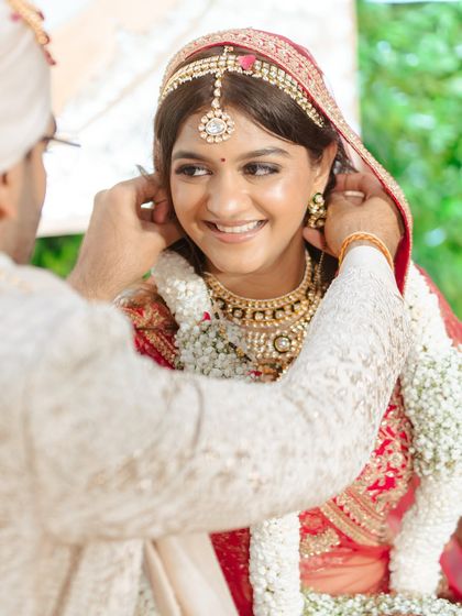 Timeless Red Brides photo 8