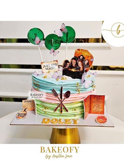 This 1.5kg fresh fruit cake was customized for a "Just Add Magic" theme. I love it when customers trust me with creative freedom.