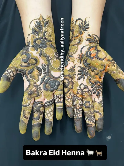 Bakra Eid henna! A festive design to get into the spirit of the celebration.