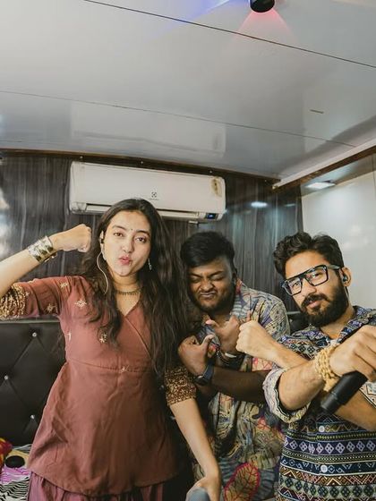 Sunidhi Ganesh - Acoustic Singer (Solo/Duo) Collaborations & Jam Sessions photo 6