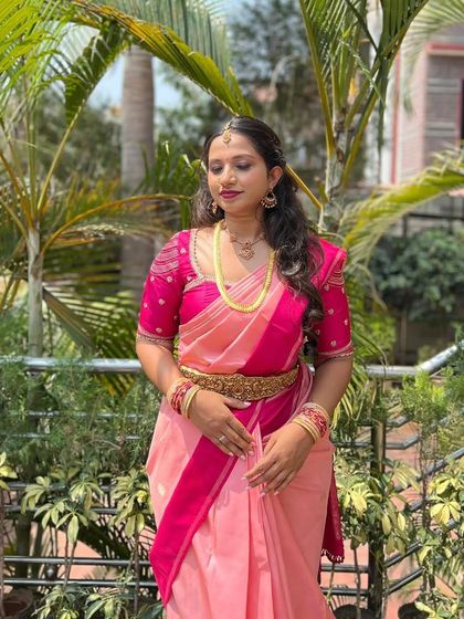 A duplicate image of the pink ombre saree ensemble.