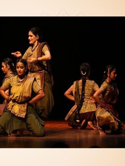 Sharing the stage with my Guru, Smt. Chitra Chandrasekhar Dasarathy, during the Ameya Repertory's production of ROOTS. A moment of learning and inspiration.