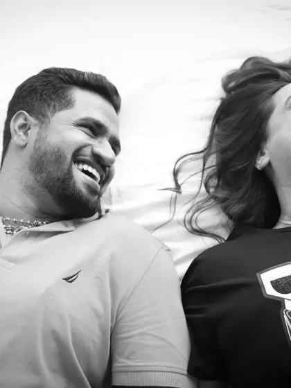This is the kind of moment I look for: pure, unscripted laughter between a couple. My candid approach means you can forget the camera is there and just be yourselves. The result is honest, joyful photos that reflect your true relationship.