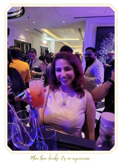 Happy Guests & Event Vibes photo 4