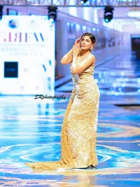 Fashion & Portfolio Photography
