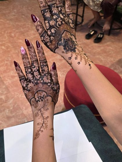 Umesh Kumar - Festival & Occasion Mehandi Intricate Rajasthani & Full Hand Designs photo 11