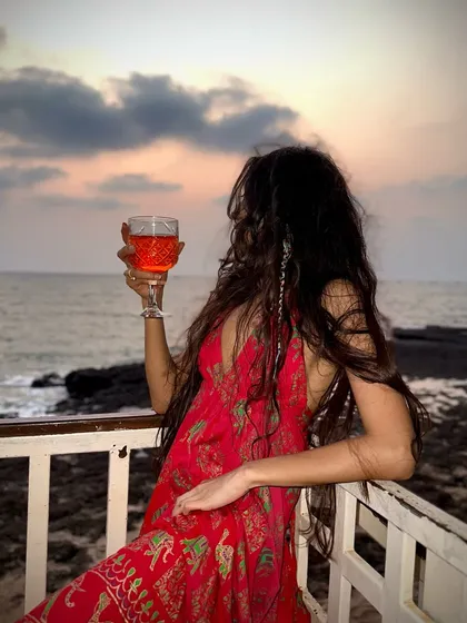 Here's to cocktails with a view. A big part of our group travel experience is finding those perfect spots to chill, chat, and enjoy the scenery. We always make time for these relaxed, picture perfect moments.